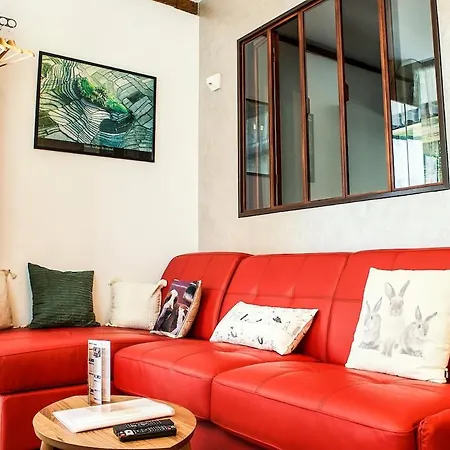 Cosy Flat Between Opera & Montmartre 아파트